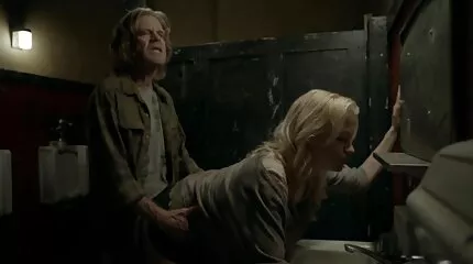 Een man vastgebonden en geneukt leuke sexfilmpjes in de kont door een vriend met een lul ingevoegd