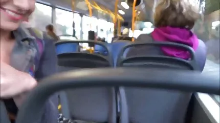 Bekwame sex film gratis kijken Aziatische wanks lul met voeten op de bank