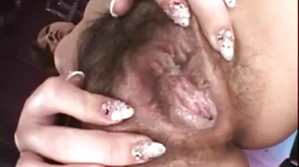 Geil sexfilm 123 guy shoves een lange lul in haar poesje