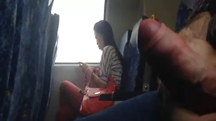 Heet chick erotisch sexfims knijpt lul tussen Tieten