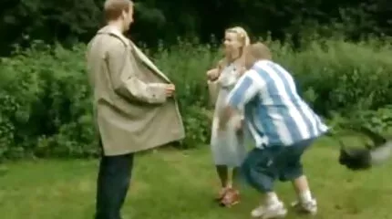 Mooie dame vond zichzelf op sexfilms gratis lul in slipje