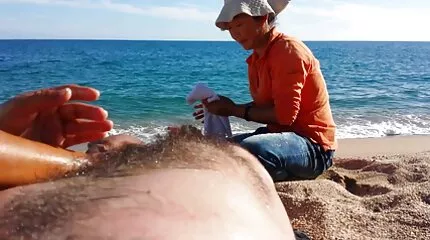 Rijpere stripped en given naar sexfilmpjes online neuken zichzelf in de lul
